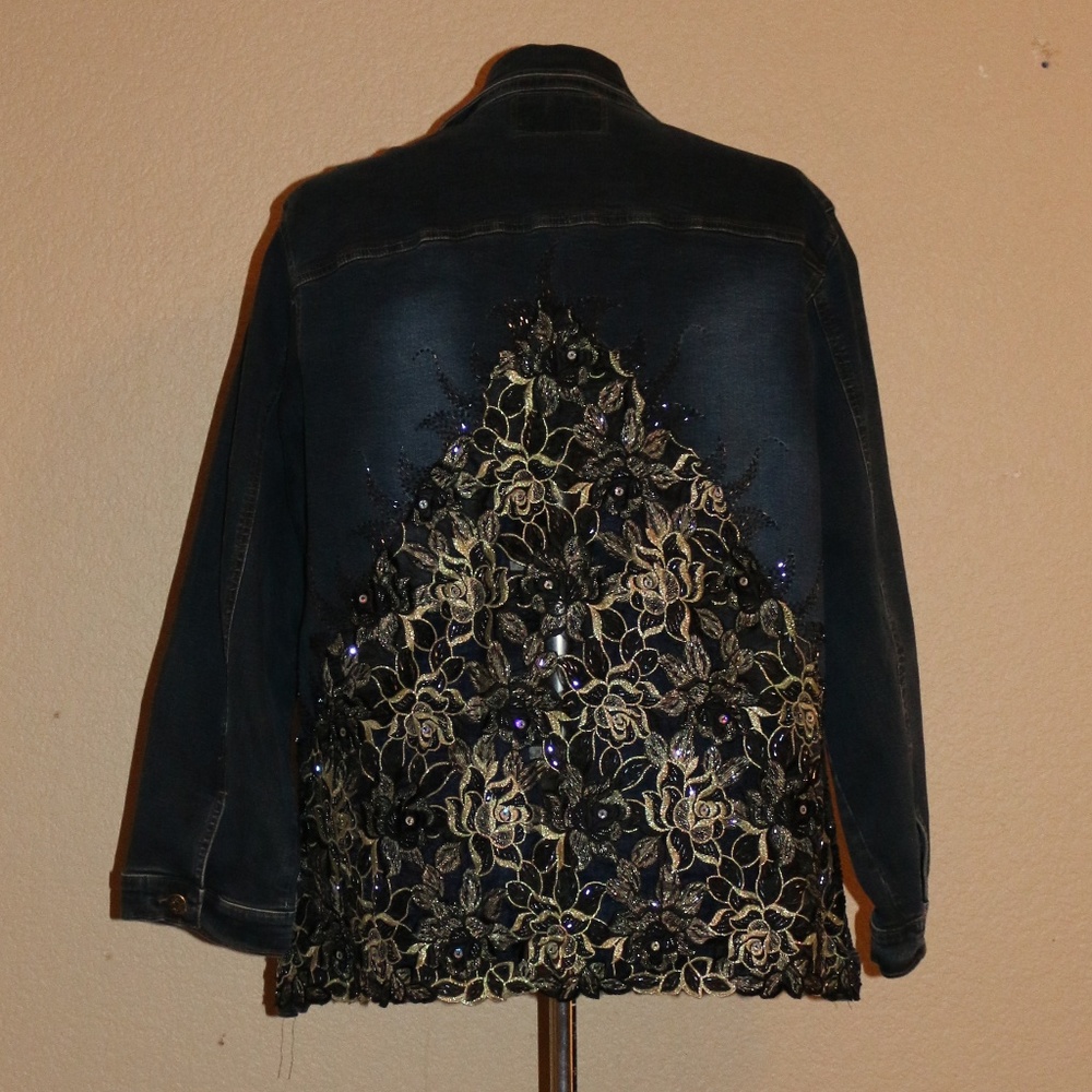 Women's Stretch Jean Jacket 2x embellished NWT